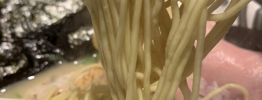沒想到公司附近也有排隊名店，內湖雞吉君